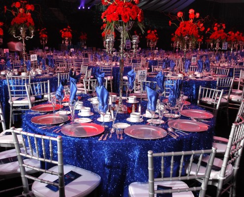 Elegant dinner for a 1000 employees to celebrated 100 years in business.